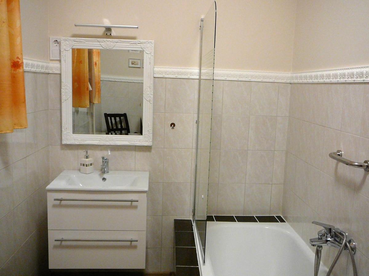 Dunakanyar Apartment Tahitófalu Buitenkant foto